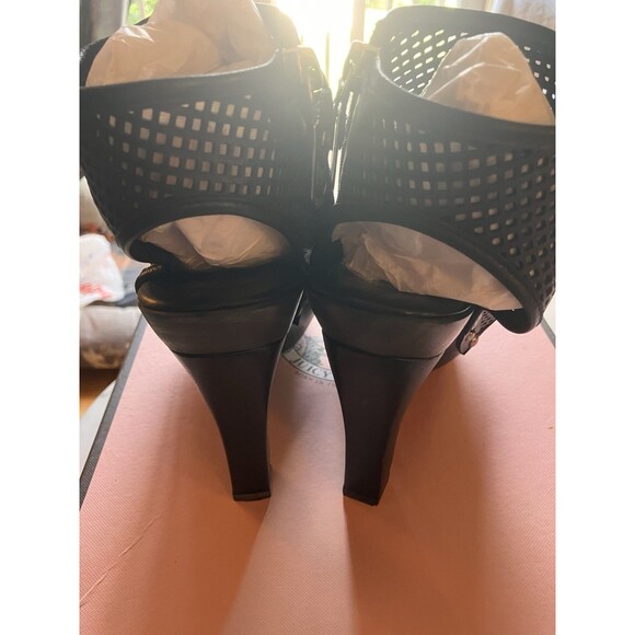 Juicy Couture Women's Carli Cage Platform Heels Black Size 8M NIB - Picture 6 of 14